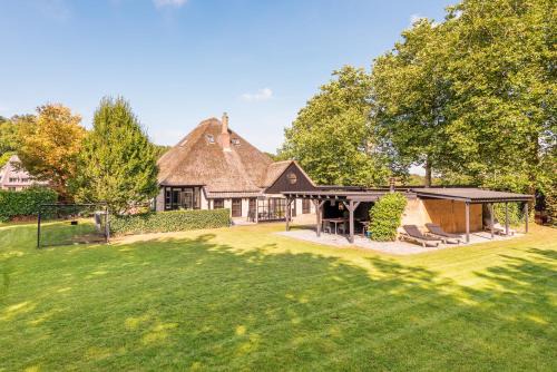 Schoorl House | Discover Villa De Stolp: Family-Friendly and Pet Welcoming