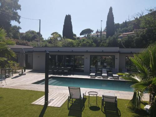 Le Lavandou Villa | Villa de Vacances