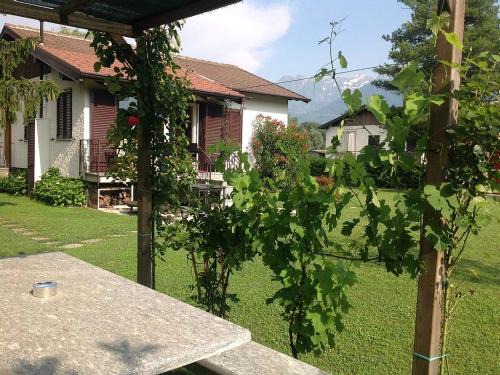 Sorico House | Cozy Villa degli Aceri: Oceanfront Retreat with Pet-Friendly Perks