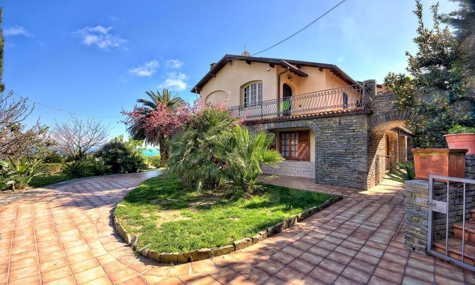 San Lorenzo al Mare Villa | Villa dei Limoni: Oceanfront Retreat with Garden & Spa