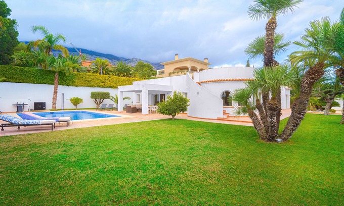 Altea la Vella Villa | Experience Villa del Maestro: Oceanfront Bliss & Golf Access