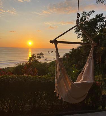 Dominical Villa | Villa Del Mar: Spectacular Ocean Views & Family-Friendly Pool