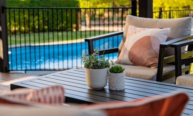 McLaren Vale Villa | Villa Del Vino: Unique Retreat Amidst Bush and Vineyards