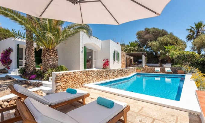 Sant Lluis Villa | Villa Delfin: Relax by the Private Pool, Steps from the Sea