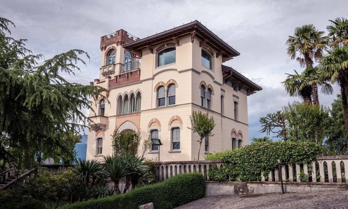 Buia Villa | Indulge in Villa della Giovanna, Buja - Rated 9.8/10