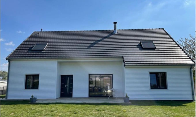 Cayeux-sur-Mer Villa | Scenic Villa des Églantiers with Ocean Views and Family-Friendly Amenities