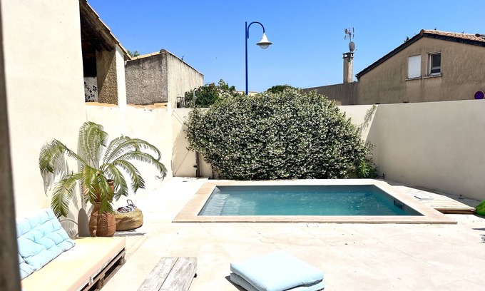 Perols House | Villa Design with Pool, Steps from the Beach