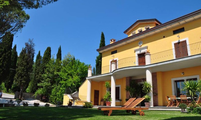 Giomici Apartment | Explore Nature and Culture at Our Pet-Friendly Retreat