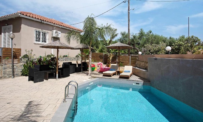 Alikanas Apartment | Oceanfront Villa Dionysia Studio S7: Guest Rated 9/10