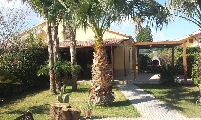 Piana Calzata Villa | Villa direct access to the sea near Cefalù ALL INCLUSIVE