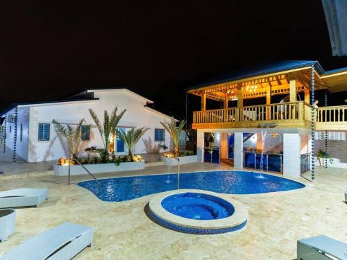 Costambar Villa | Experience Oceanfront Bliss at Villa doña kika