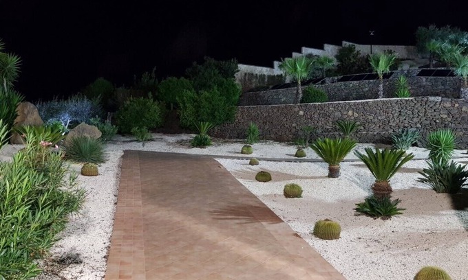 Pedara Villa | Villa Donini: Ocean View Retreat with Private Pool & Spa