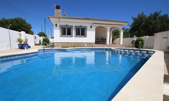 Club Mont-roig Villa | Villa Dorada by Parc Mont-roig: Guest Rated 9.6 with Pool & Spa