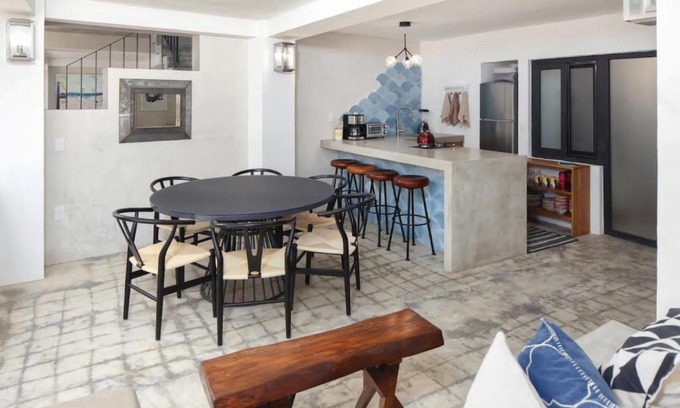 North End Villa | Cozy Villa Dorado A with Oceanfront Views and Pool Access