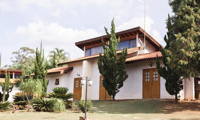 Boituva Hotel | Villa Dos Pinhais Hotel: Pet-Friendly Getaway with Pool