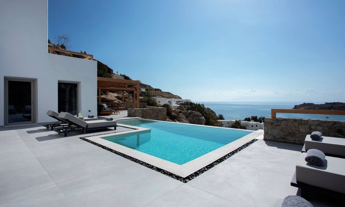 Paraga Villa | Villa Dream 6-bdrms in enchanting Mykonos with AC, WiFi for your dream vacation