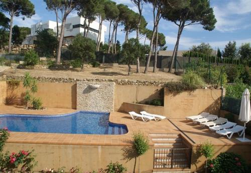 Calonge Villa | Villa Dream: Family-Friendly Retreat with Pool & 9.5/10 Rating