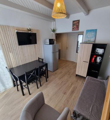 Prades-le-Lez Apartment | Oceanfront Villa du Lez with Pool & Child-Friendly Amenities
