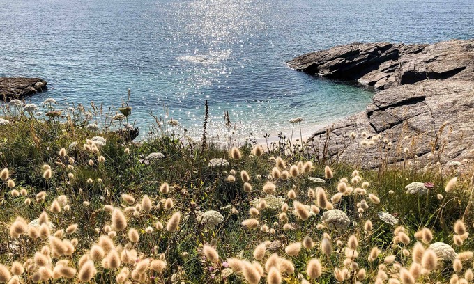 Le Conquet Villa | Villa du petit phare: Ocean View Oasis for 10 Guests