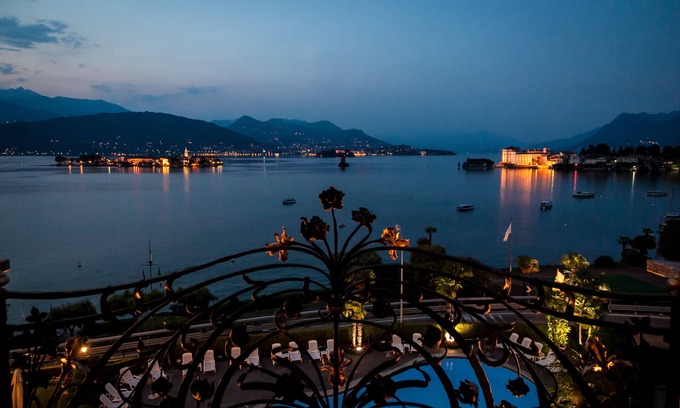 Carciano Hotel | Indulge at Villa e Palazzo Aminta Hotel with Spa & Ocean Views