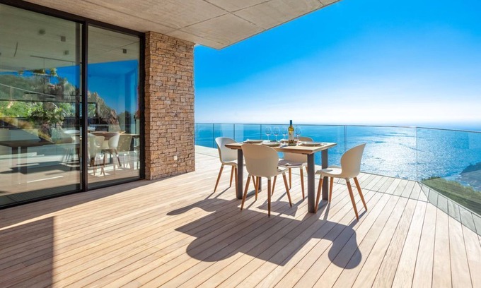 Tamariu House | Villa El Mirador - Inviting House with Pool in Begur