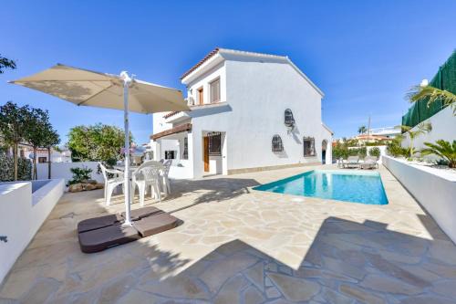 El Albir House | Delightful Villa El Somo with Ocean Views in Albir