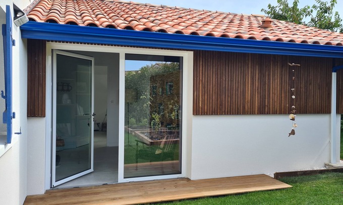 Tosse Villa | Villa Elaura - Idyllic Landaise Villa with Pool & Hot Tub