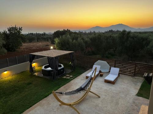 Voia Villa | Discover Villa Elena: Family-Friendly Stay in Neapolis