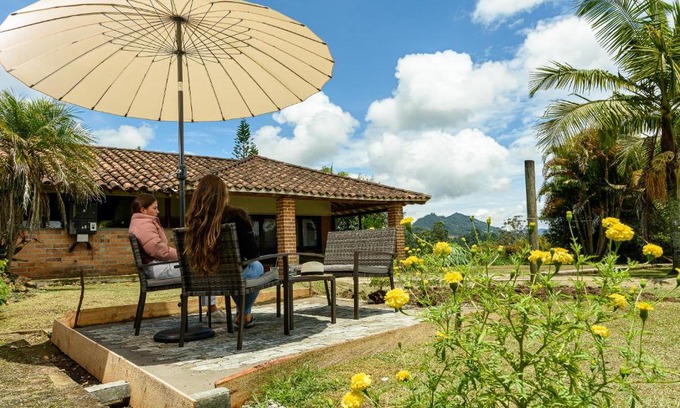 San Antonio de Pereira Villa | Family-Friendly Getaway at Villa Elena - Rated 7/10