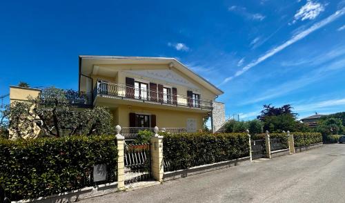 Rivoltella Bed & Breakfast | Villa Elena: Guest Rated 9/10 with Breakfast & Hot Tub