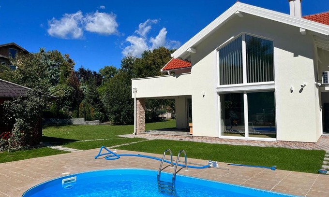 Binjezevo Villa | Villa EMIR: 4-Star Getaway with Pool and Hot Tub
