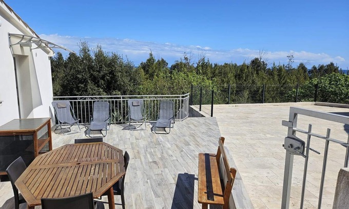 Solenzara House | Villa Emma: Beachfront Retreat with Spectacular Sea Views