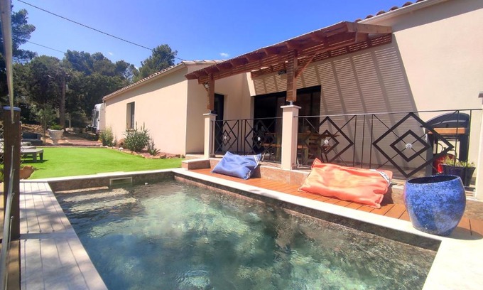 Montseret Villa | Relax at Villa Entiere Bellevue - Pool, Ocean Views & Spa