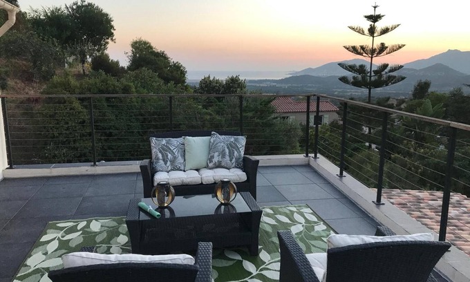 Bastelicaccia Villa | Relax at Villa Entre Mer et Montagne Near Ajaccio