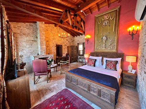 Kusadasi Hotel | Villa Ephesus: Oceanfront Retreat with Pool & 9.4 Rating