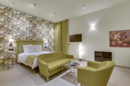 Saint-Bruno - Saint-Victor Apartment | Experience Villa Erizio: Family-Friendly Stay in Bordeaux