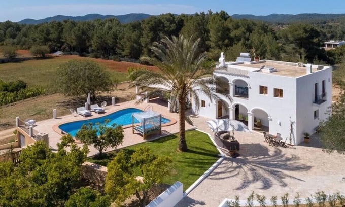 Sant Rafael de Sa Creu Villa | Discover Villa Can Vicent: Ocean View & Private Pool Oasis