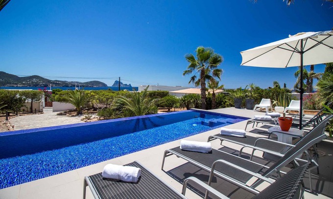 Cala Comte Villa | Experience Villa Arola: Premier Ocean View Retreat