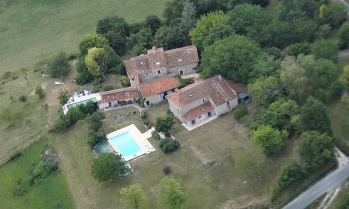 Grand-Brassac House | Villa Esperance: Private Pool, Terrace & Wi-Fi Await You