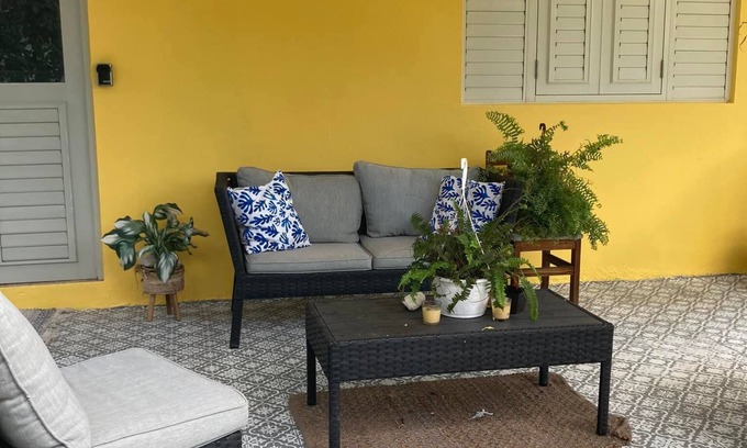 Islote House | Discover Villa Esperanza Beach House with Oceanfront Serenity