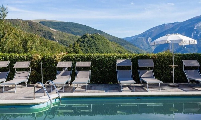 Piobbico Villa | Inviting Country Farmhouse with Pool in Le Marche