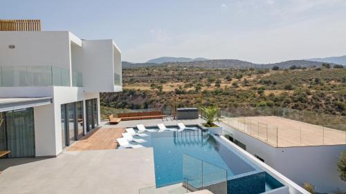 Peyia Town Villa | Villa Euphoria: Oceanfront Retreat with Pool and More