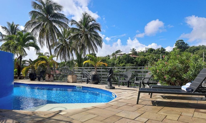 Bas du Fort Villa | Villa Évasion, Jacuzzi pool and private pontoon