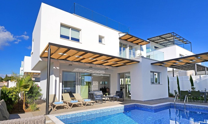 Ayia Napa Villa | Villa Evelin - Ayia Napa Resort Center