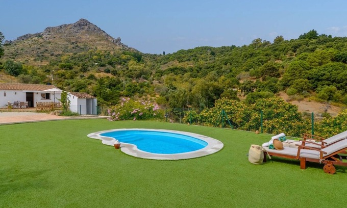 Gaucin Villa | Discover Villa Evelyn Gaucín: A Family Retreat with Pool