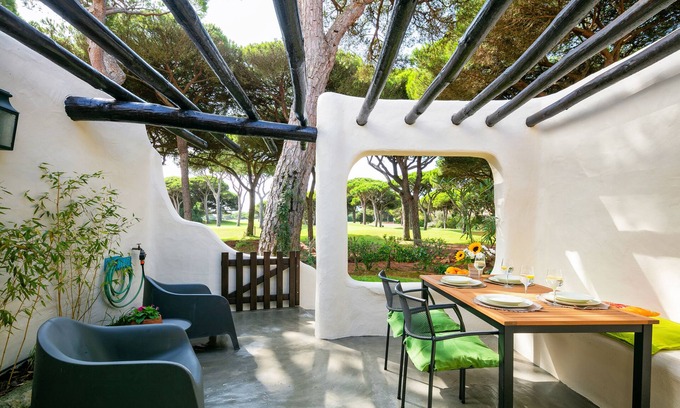 Cascais House | Golf View Villa: Top-Rated Comfort Minutes from the Beach
