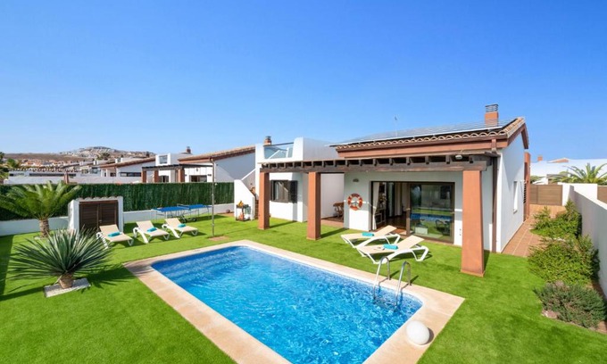 Caleta de Fuste Villa | Villa Fakay by Villa Plus: Family-Friendly Retreat with Pool