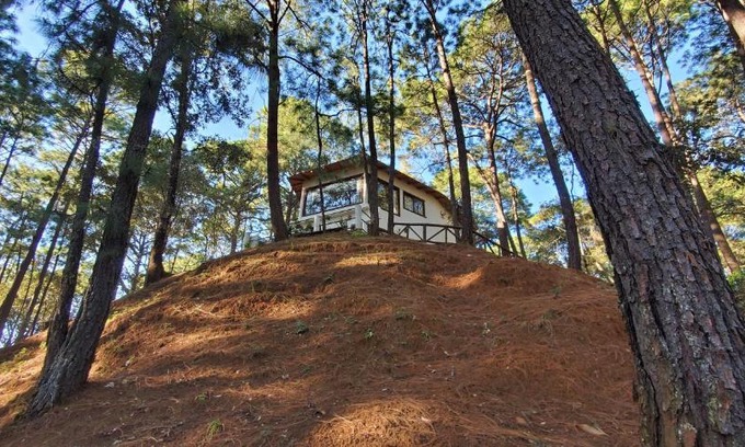 Mazamitla Ski Chalet | Villa Fantasía: Family-Friendly Retreat Near Scenic Waterfalls