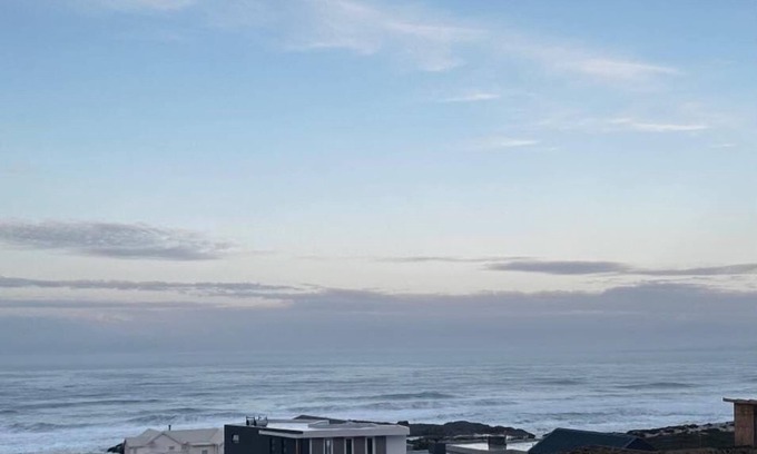 Yzerfontein Apartment | Villa Fantastica Suite: Relax with Pool, Spa & Hot Tub