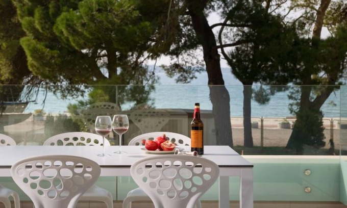 Fazana Apartment | Top-Rated Villa Fasana with Ocean View and Spa Amenities